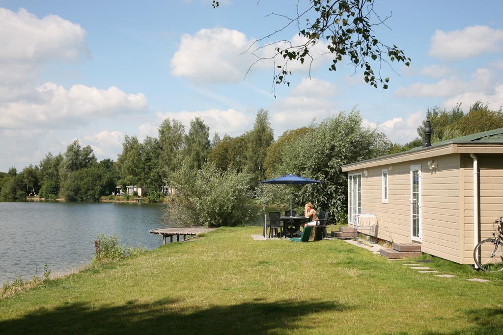 Roompot Recreatiepark De Tolplas Vriezenveen Kültér fotó